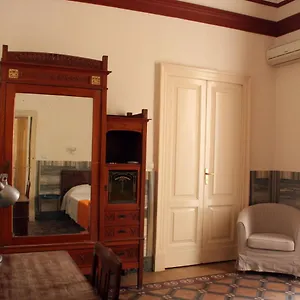 https://casanuv.taorminaitalyhotels.com
